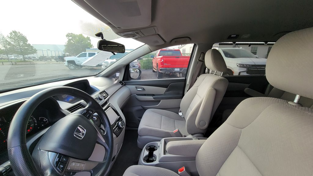 2015 Honda Odyssey Image 5