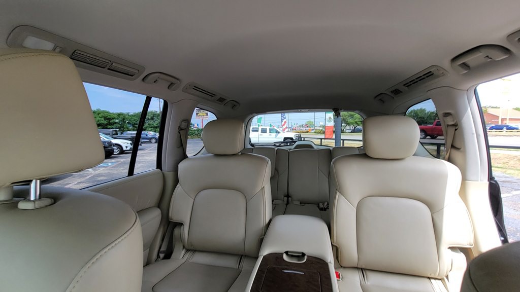 2015 INFINITI QX80 Image 7