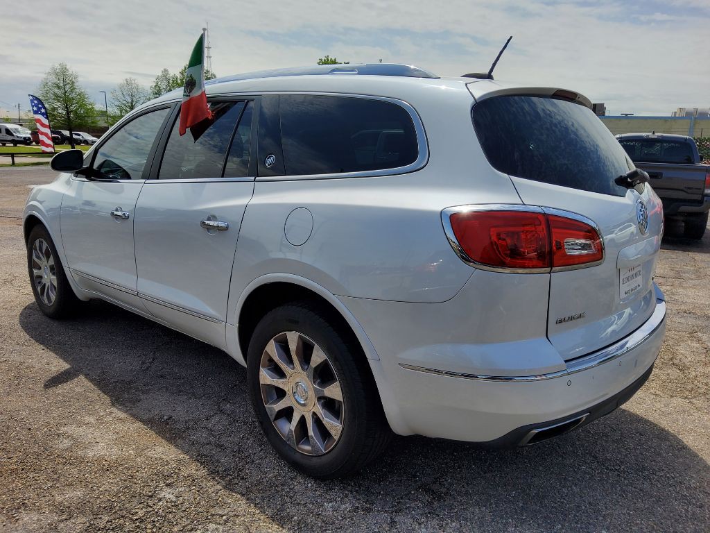 2016 Buick Enclave Image 1