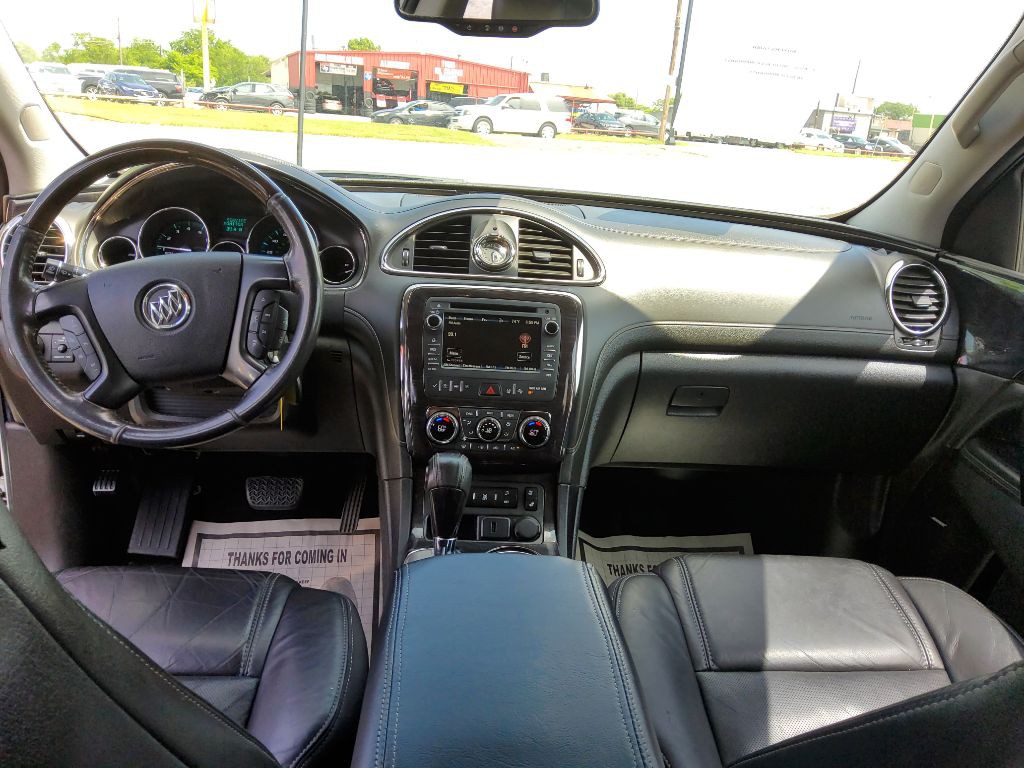 2016 Buick Enclave Image 9