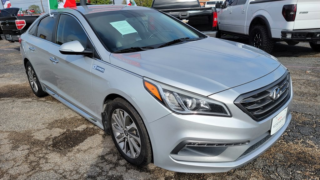 2015 Hyundai Sonata Image 2