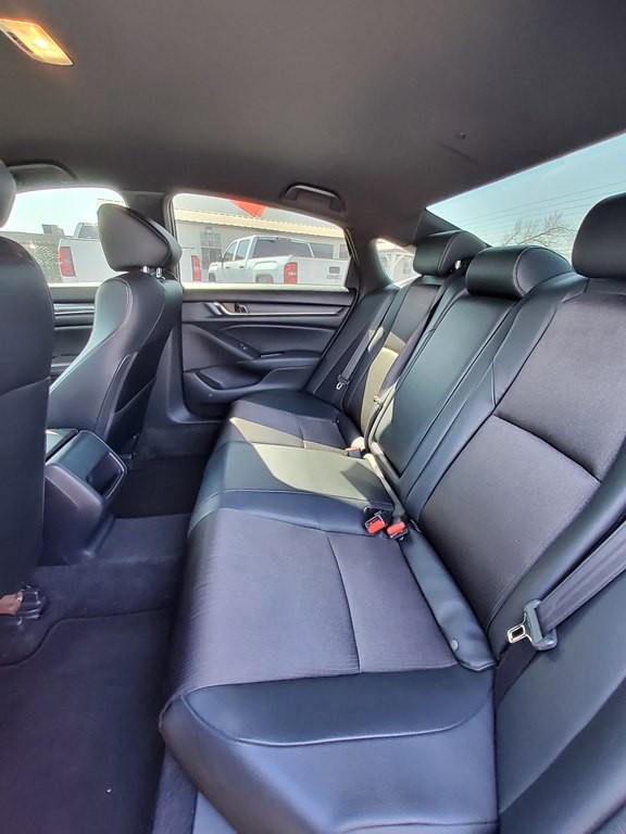 2018 Honda Accord Image 8