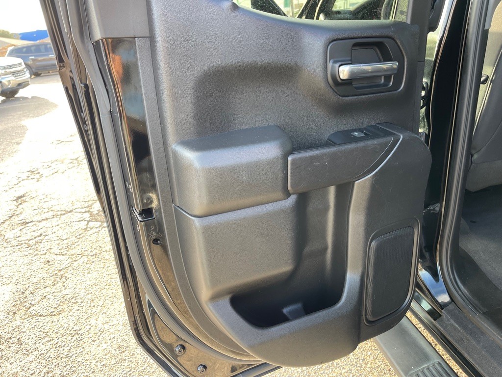 2019 Chevrolet Silverado 1500 Image 8
