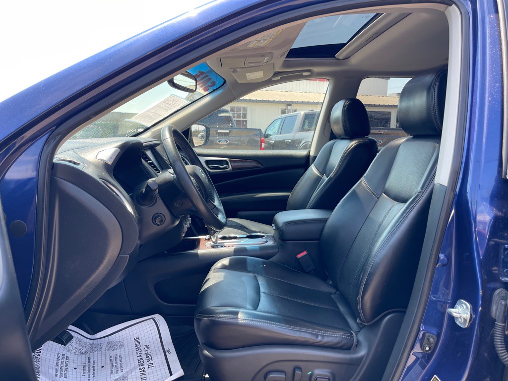 2017 Nissan Pathfinder Image 7