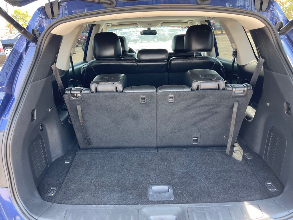 2017 Nissan Pathfinder Image 11