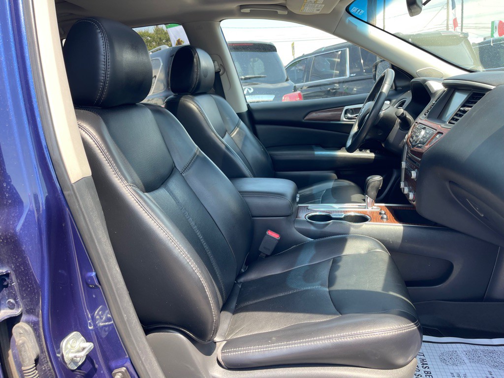 2017 Nissan Pathfinder Image 15