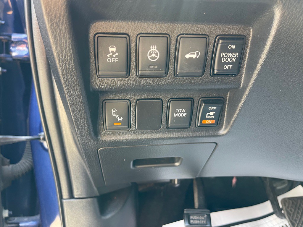 2017 Nissan Pathfinder Image 18