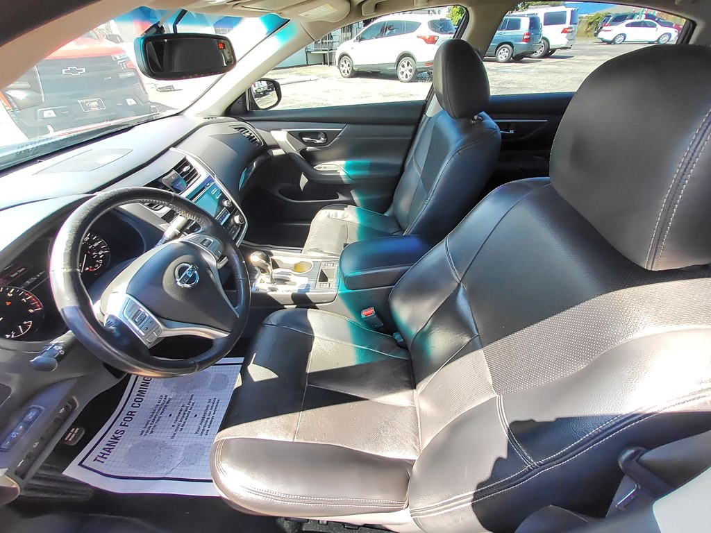 2018 Nissan Altima Image 6