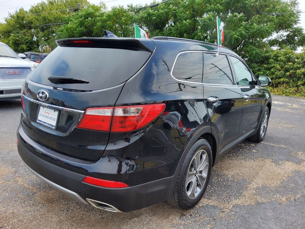 2016 Hyundai Santa Fe Image 2