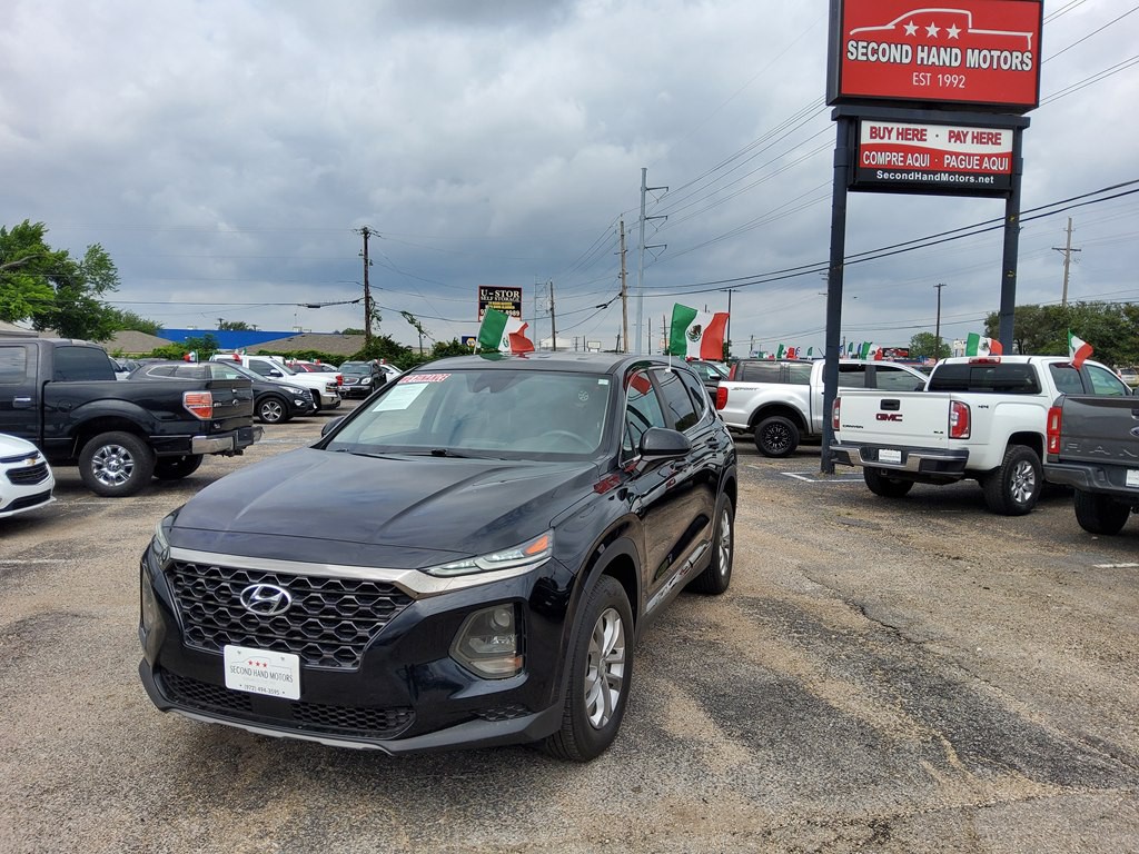2019 Hyundai Santa Fe Image 2