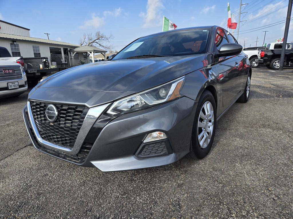2019 Nissan Altima Image 1