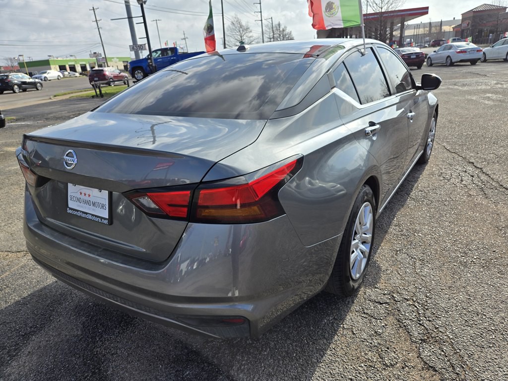 2019 Nissan Altima Image 3