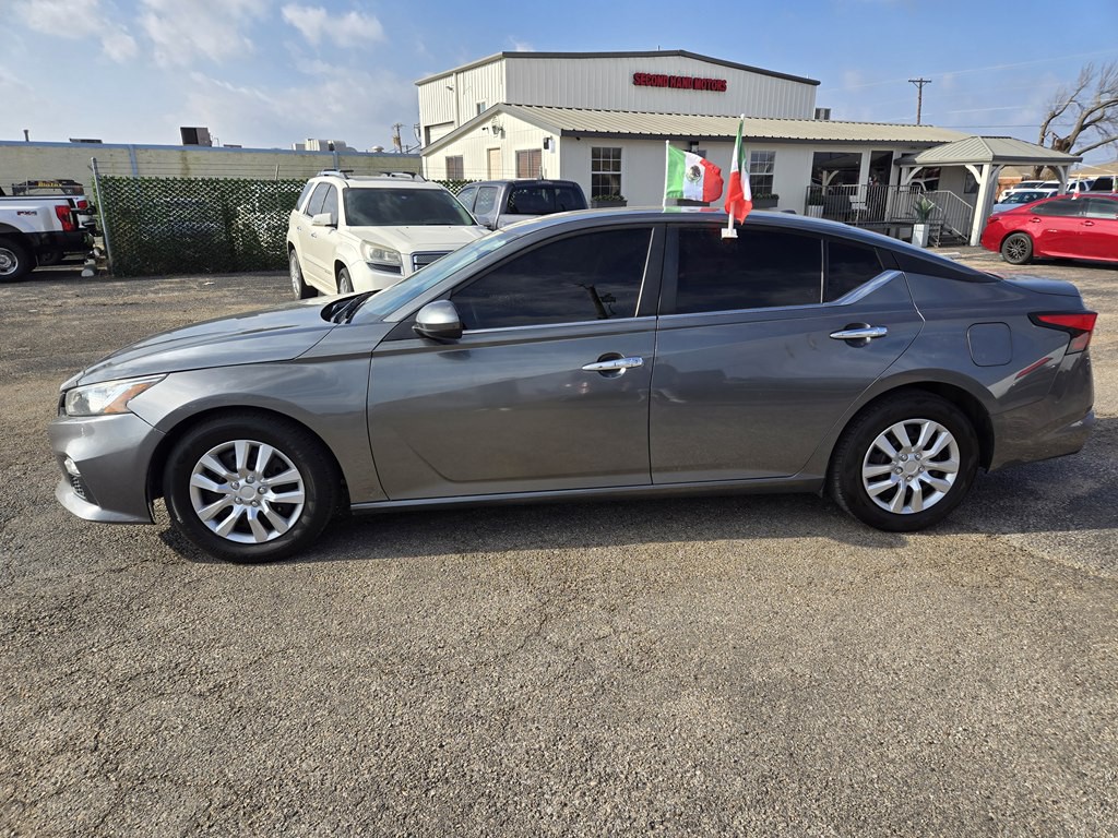 2019 Nissan Altima Image 5