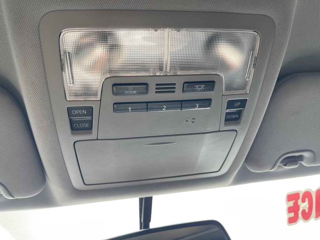 2016 Toyota Highlander Image 21