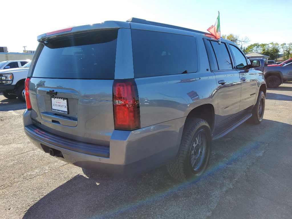 2019 Chevrolet Suburban Image 5