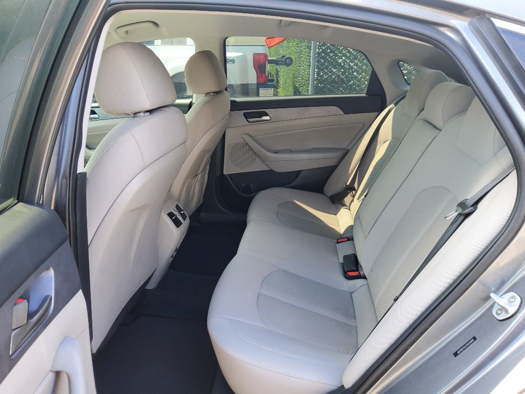 2019 Hyundai Sonata Image 2