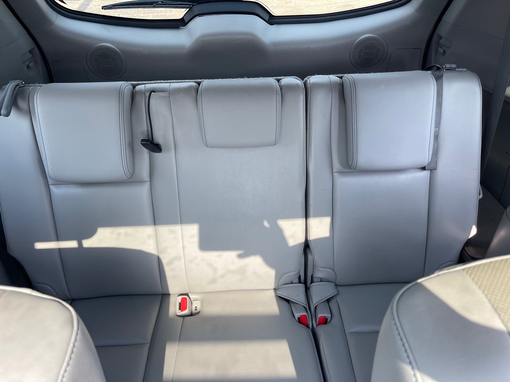 2016 Toyota Highlander Image 10