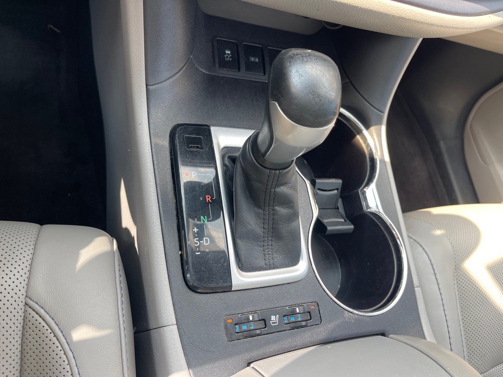 2016 Toyota Highlander Image 20