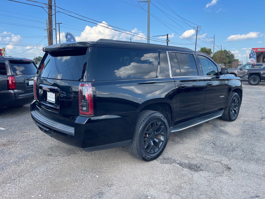 2016 GMC Yukon Image 4