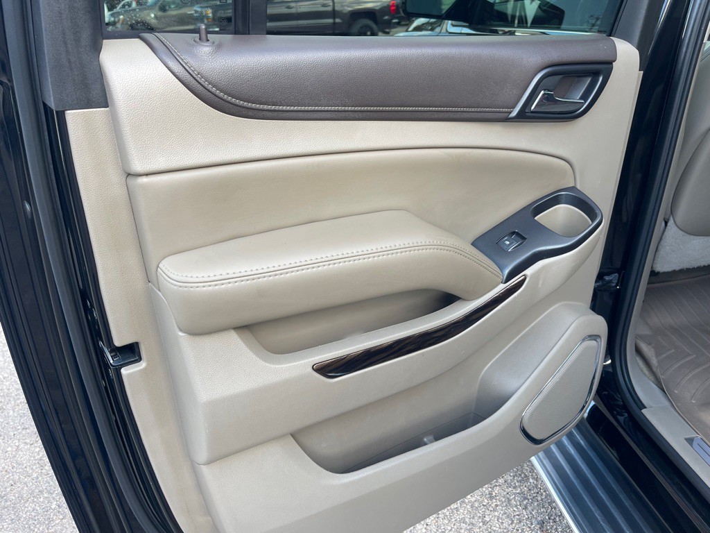 2016 GMC Yukon Image 8