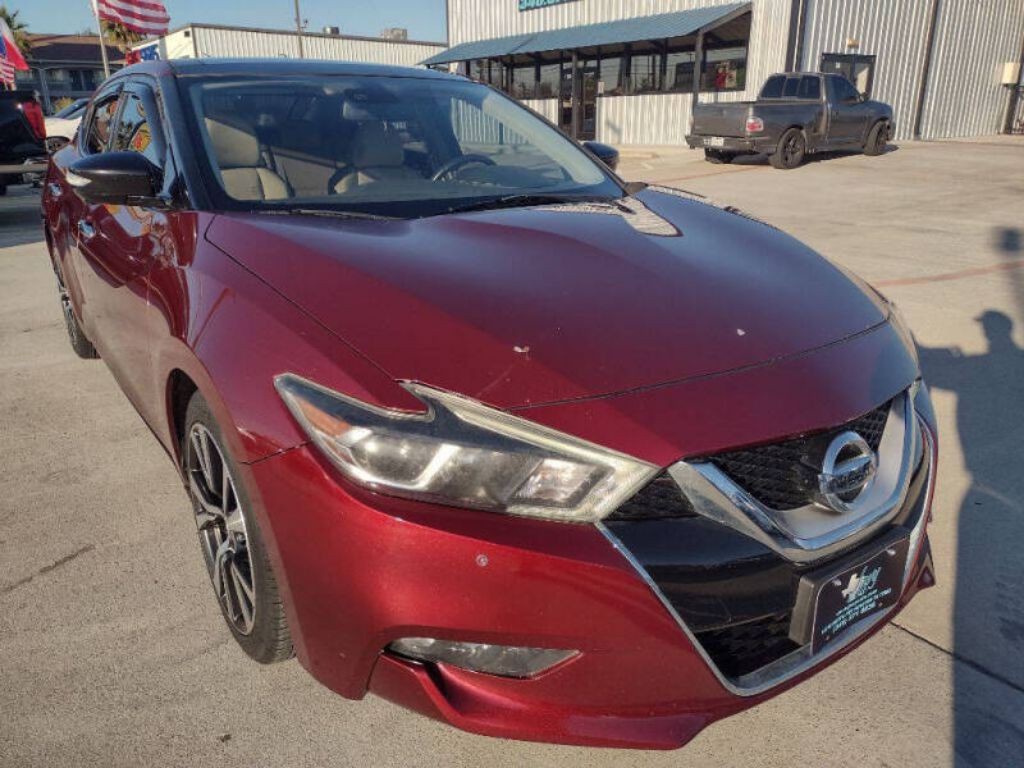 2016 Nissan Maxima Image 1