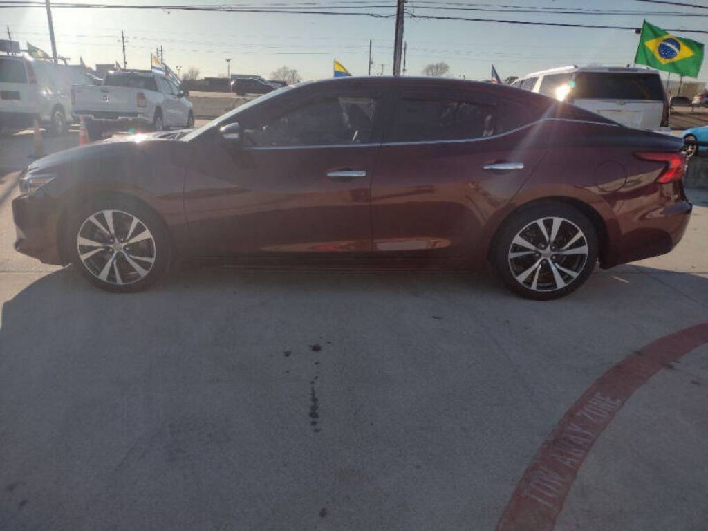 2016 Nissan Maxima Image 3