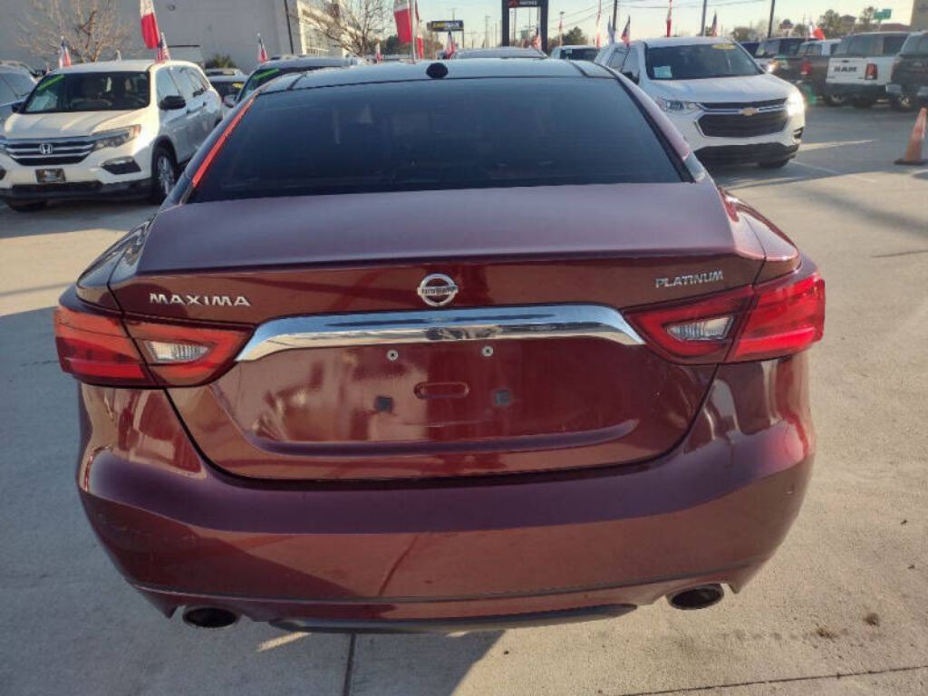 2016 Nissan Maxima Image 4