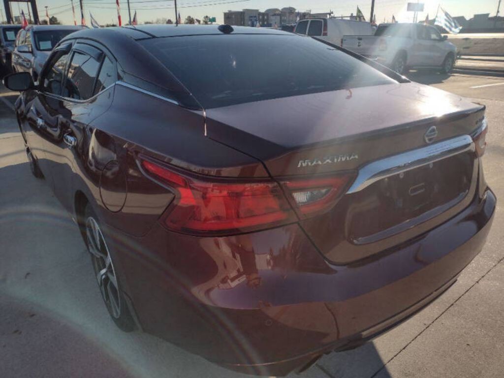 2016 Nissan Maxima Image 6