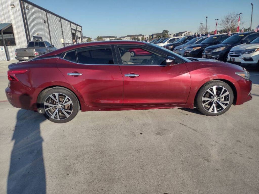 2016 Nissan Maxima Image 7