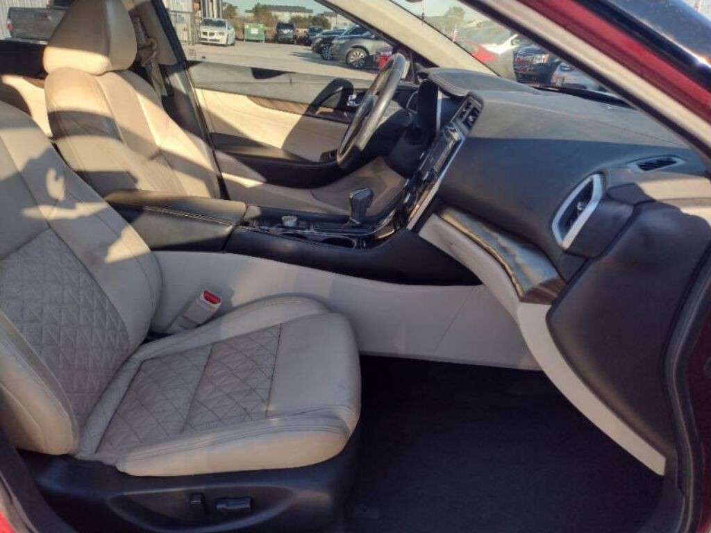 2016 Nissan Maxima Image 21