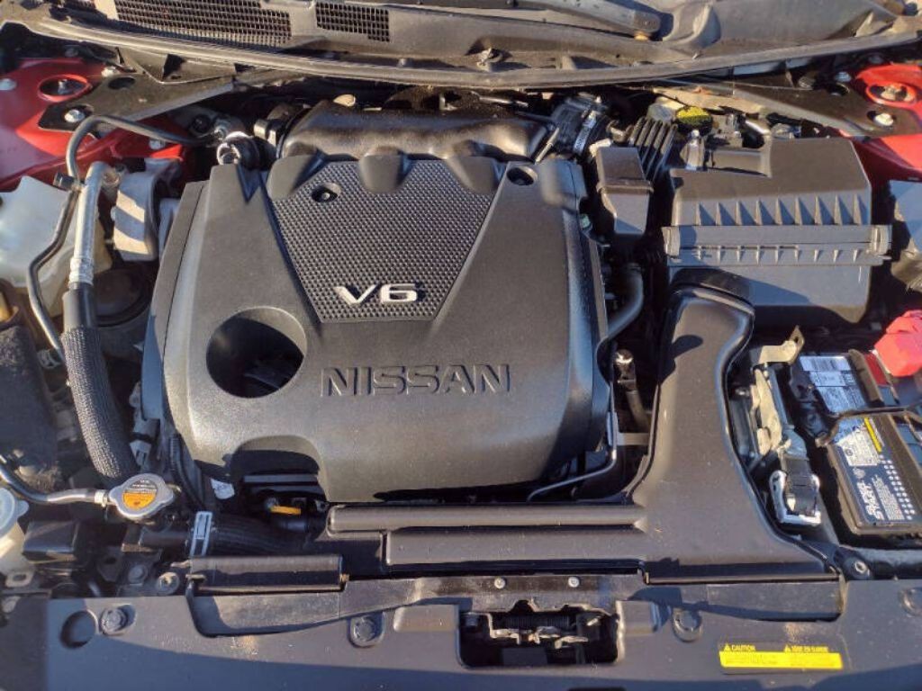 2016 Nissan Maxima Image 24