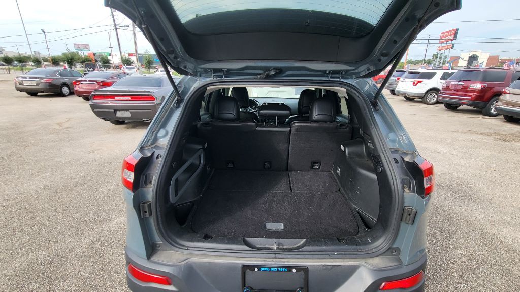 2015 Jeep Cherokee Image 7