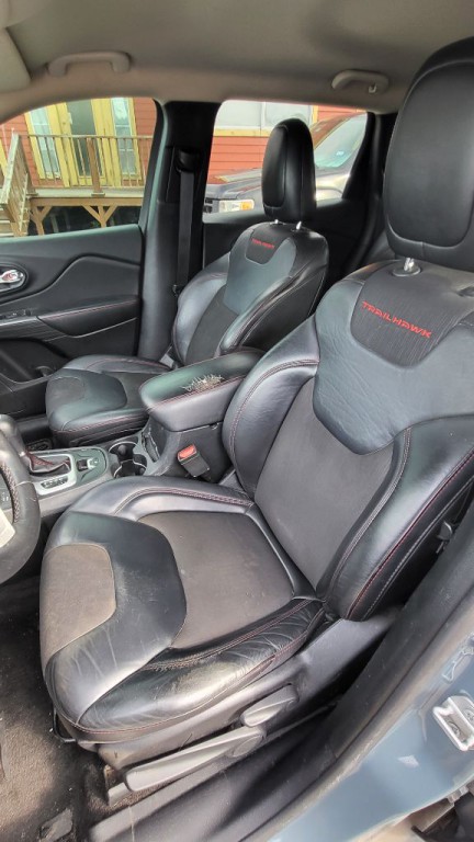2015 Jeep Cherokee Image 8