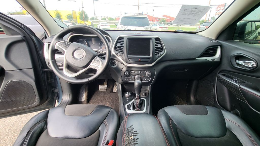 2015 Jeep Cherokee Image 13