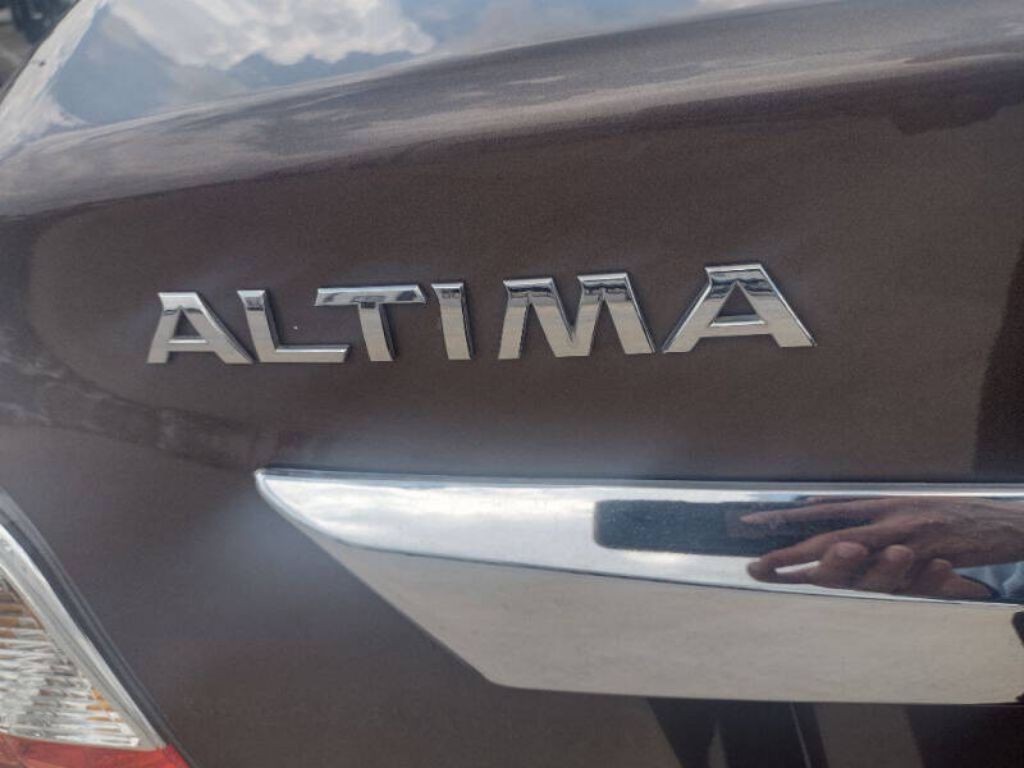 2015 Nissan Altima Image 5
