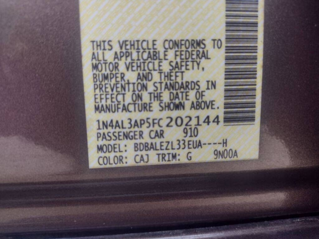 2015 Nissan Altima Image 21