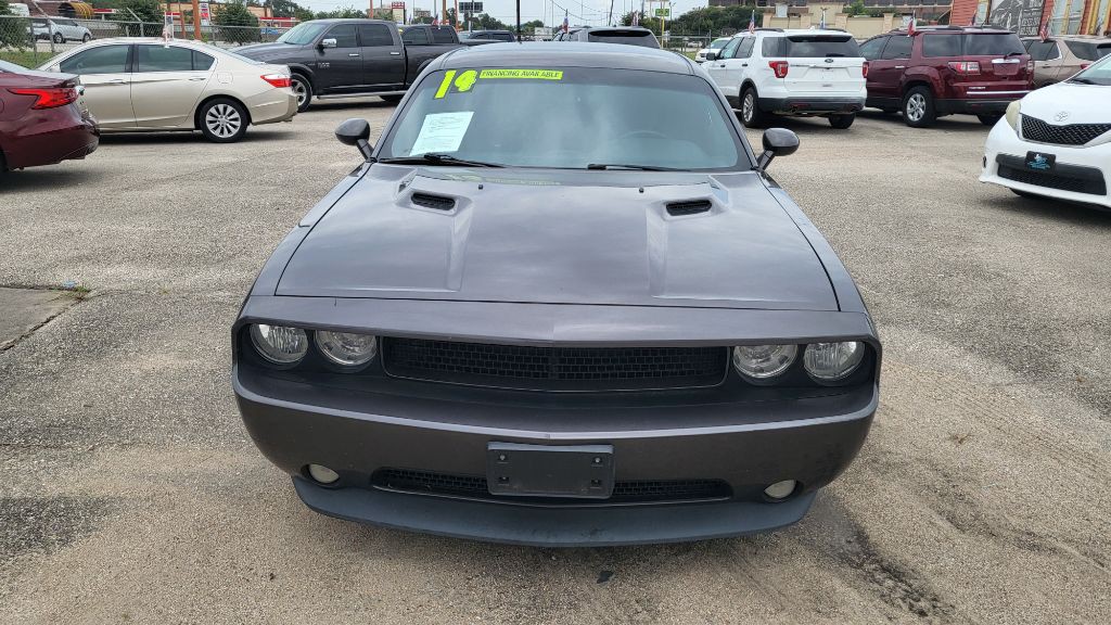 2014 Dodge Challenger Image 1