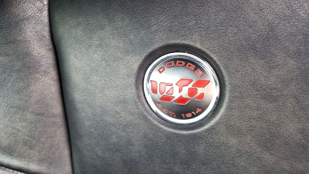 2014 Dodge Challenger Image 11