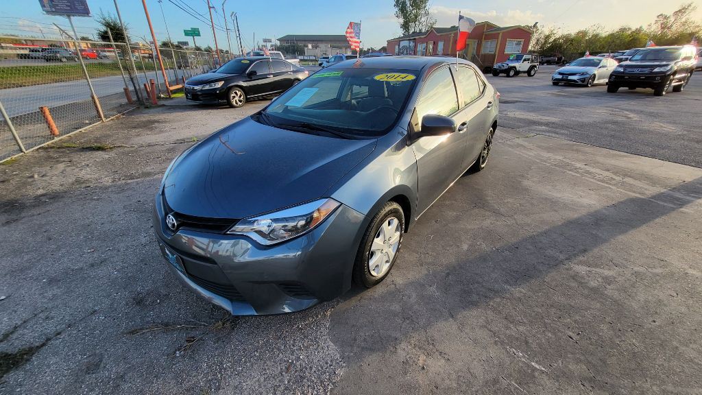2014 Toyota Corolla Image 1
