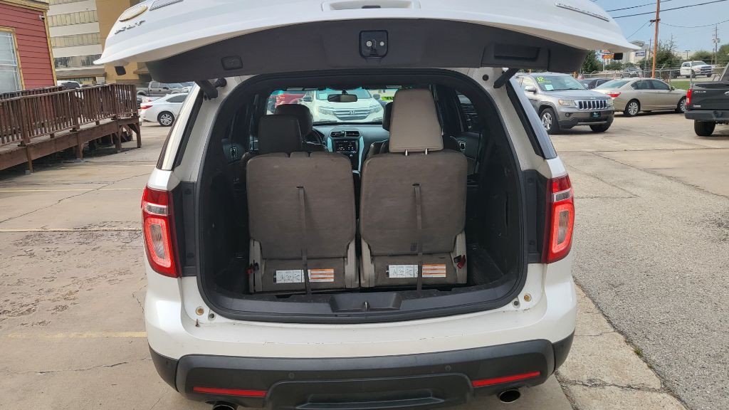 2013 Ford Explorer Image 4