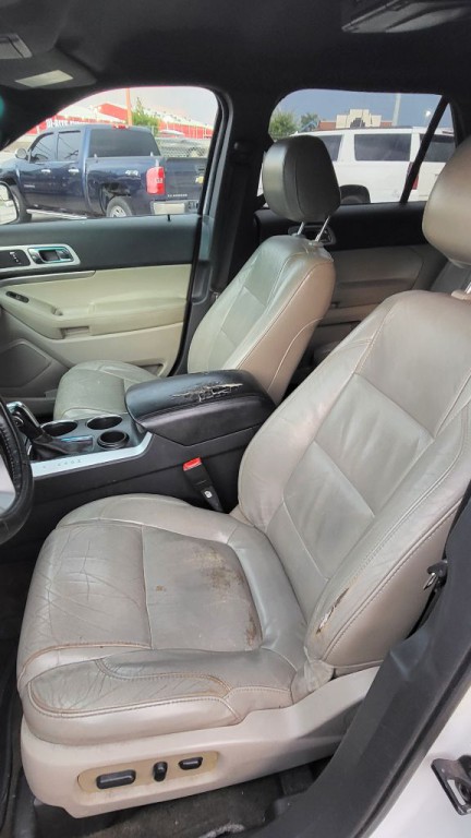 2013 Ford Explorer Image 9