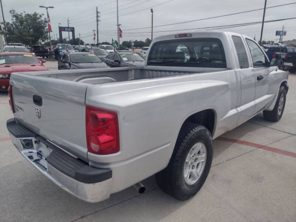 2005 Dodge Dakota Image 7