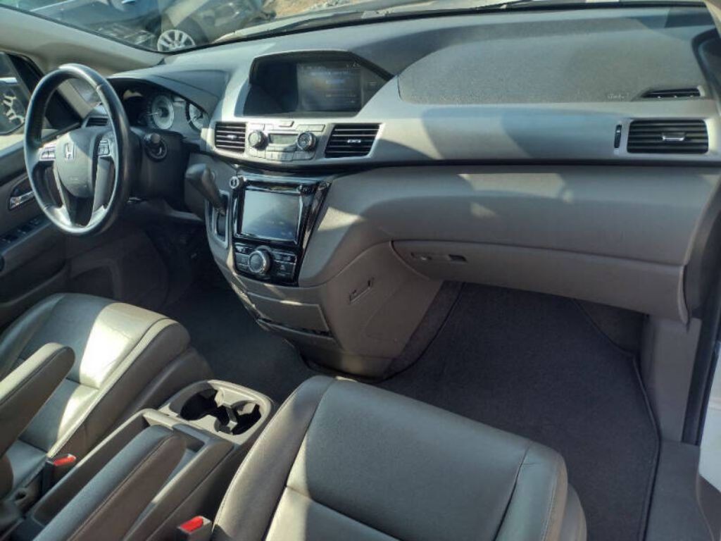 2014 Honda Odyssey Image 14