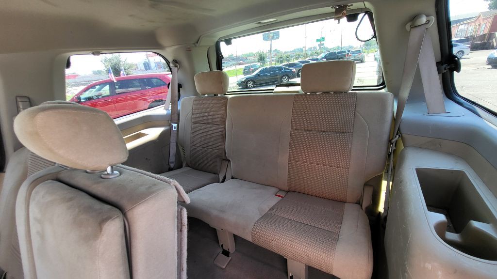 2010 Nissan Armada Image 9