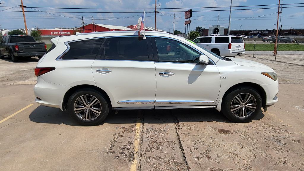 2016 INFINITI QX60 Image 7
