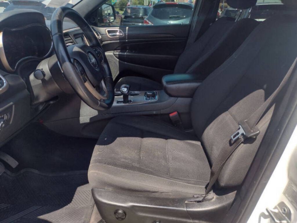 2015 Jeep Grand Cherokee Image 11