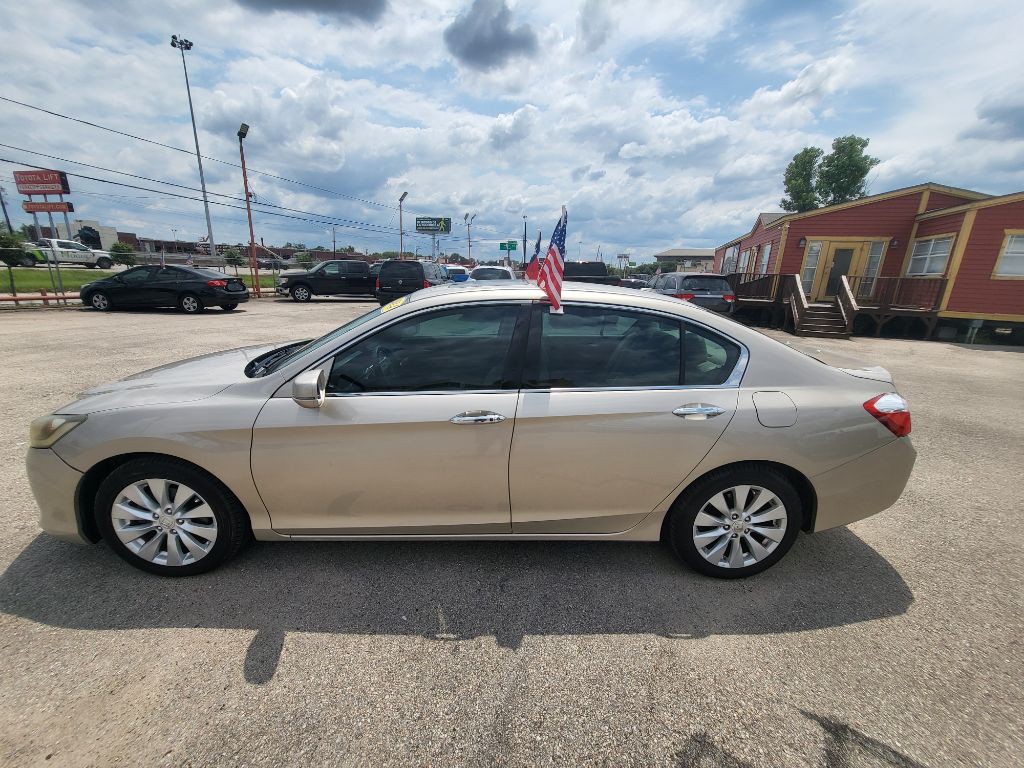 2014 Honda Accord Image 2