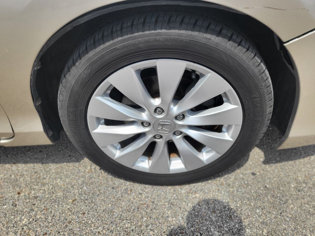 2014 Honda Accord Image 7