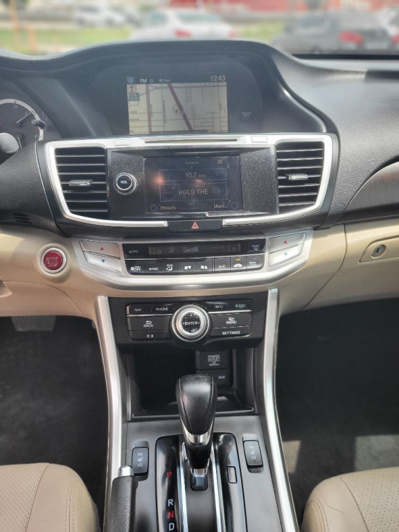 2014 Honda Accord Image 13