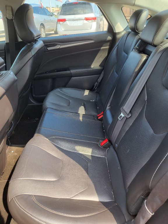 2016 Ford Fusion Image 3